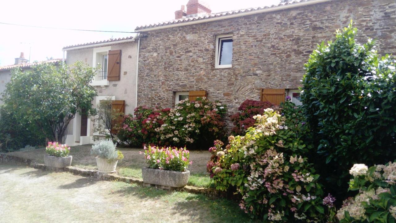 Au Clos De Launay Chambres D'Hotes Le Cellier エクステリア 写真